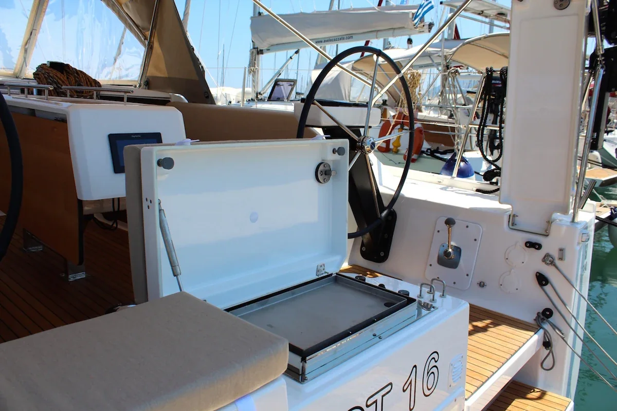 Yacht DUFOUR 390 Grand Large - Why Not 16 - Foto 1