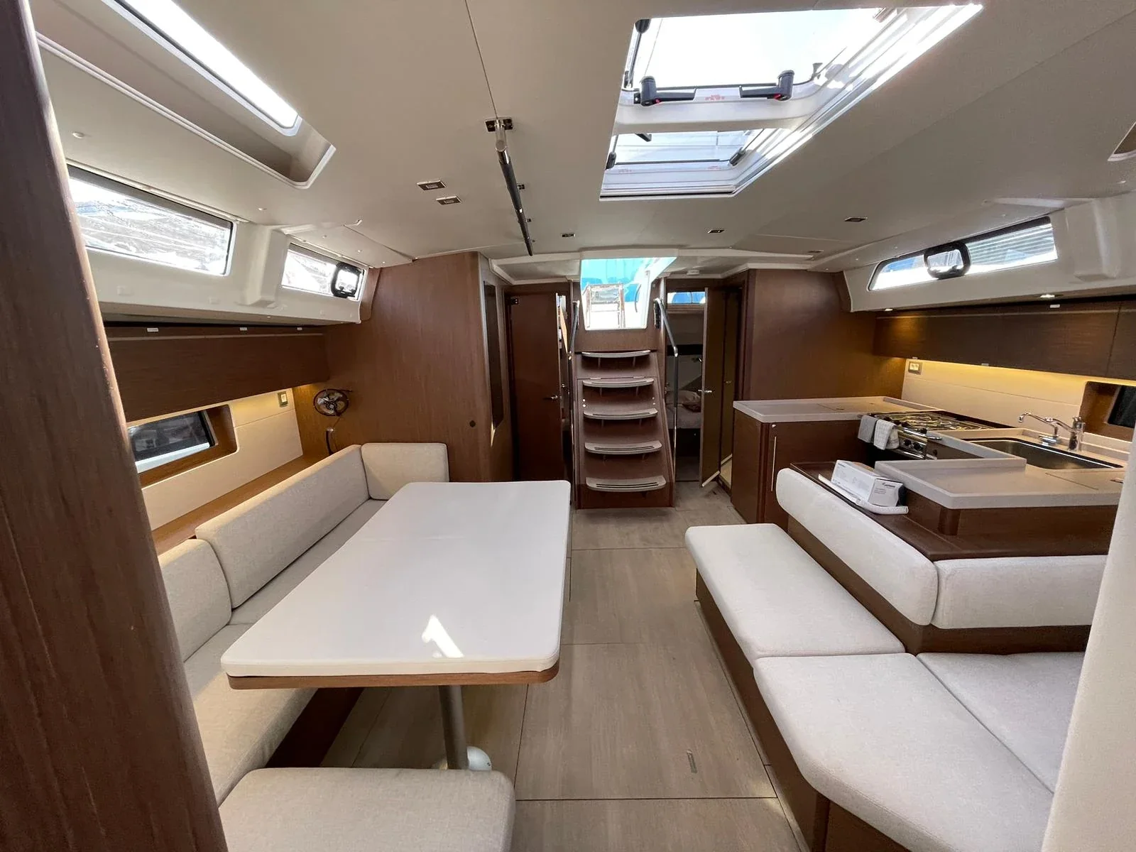 Yacht BENETEAU Oceanis 51.1 - Alboran Mary-Anne - Foto 1
