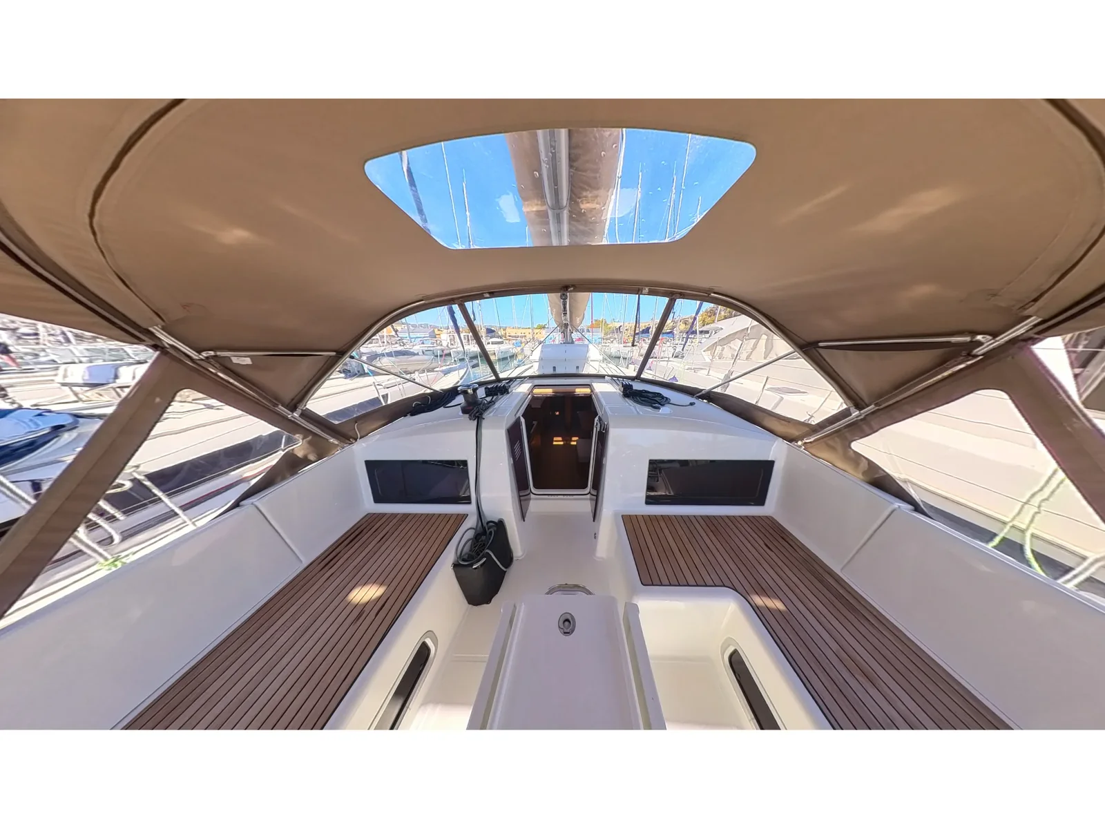 Yacht JEANNEAU Sun Odyssey 490 - Alboran Vino Blanco - Foto 1