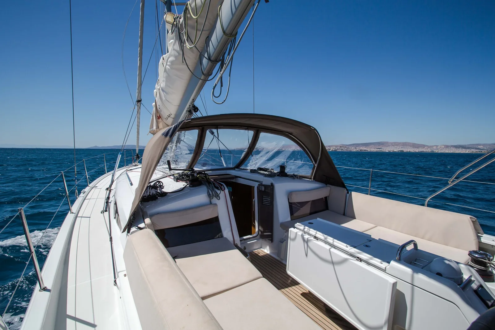 Yacht JEANNEAU Sun Odyssey 440 - Ocean Song - Foto 1