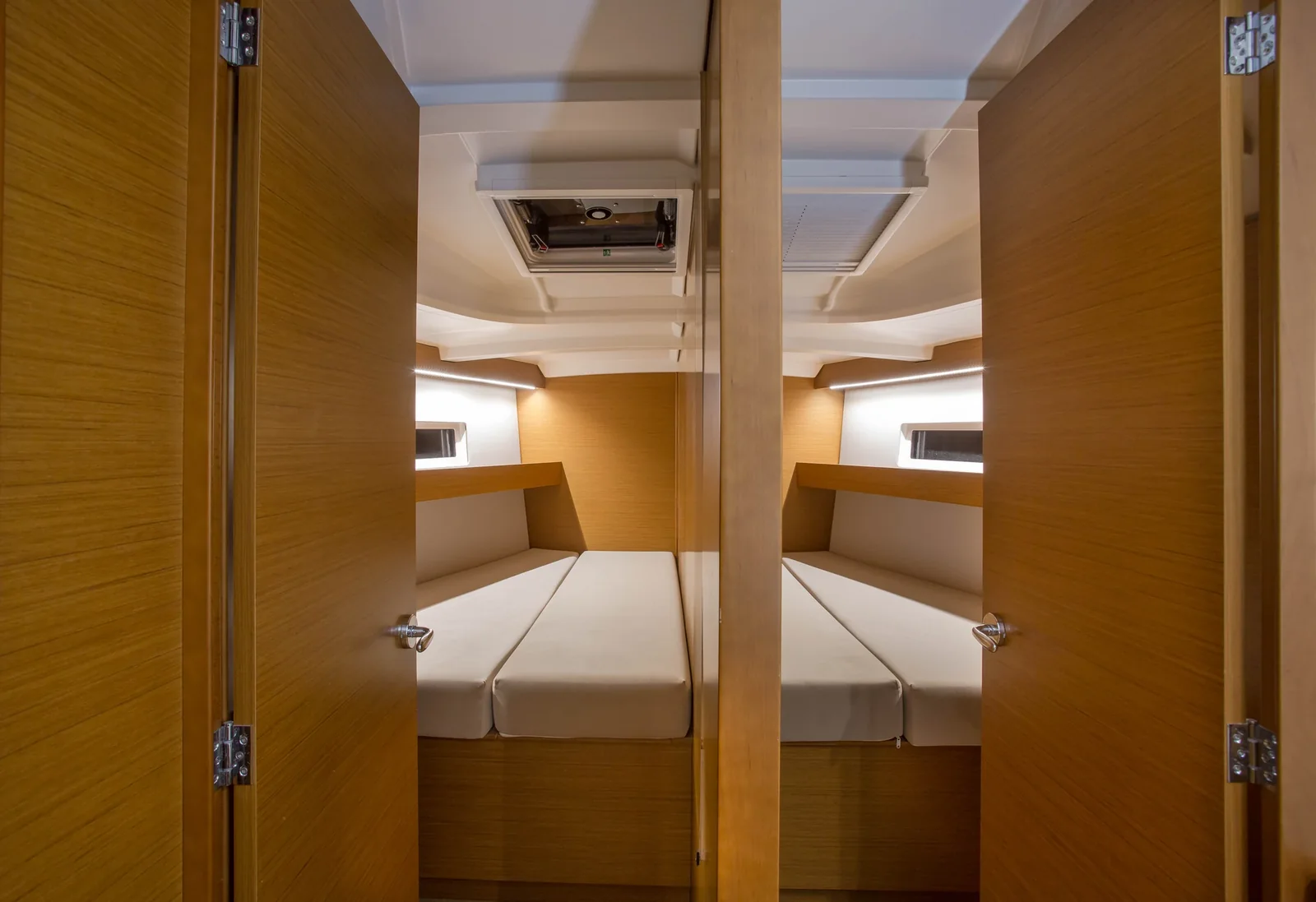 Yacht JEANNEAU Sun Odyssey 440 - Deep Water - Foto 1