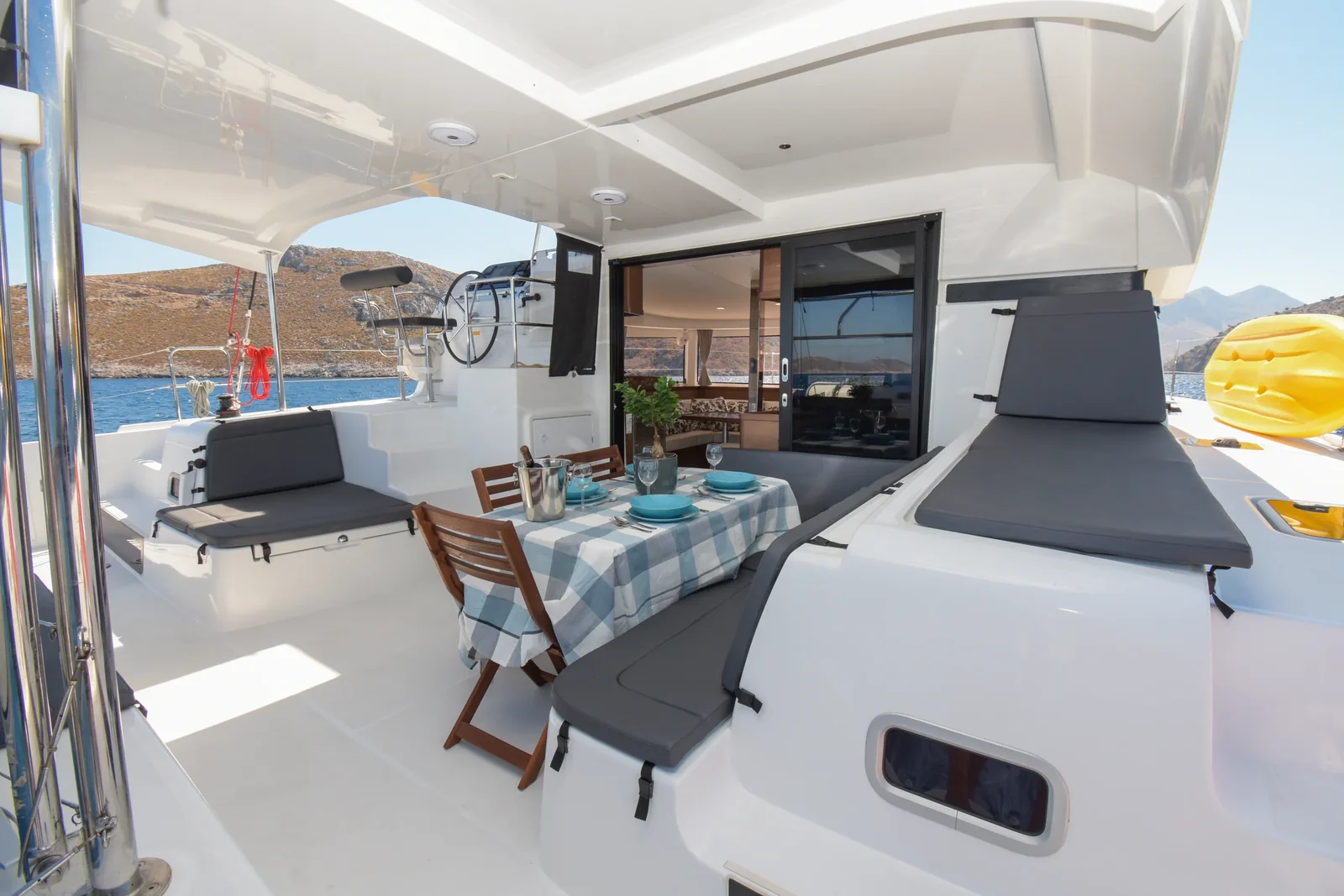 Yacht LAGOON 42 - Aenaos - Foto 1