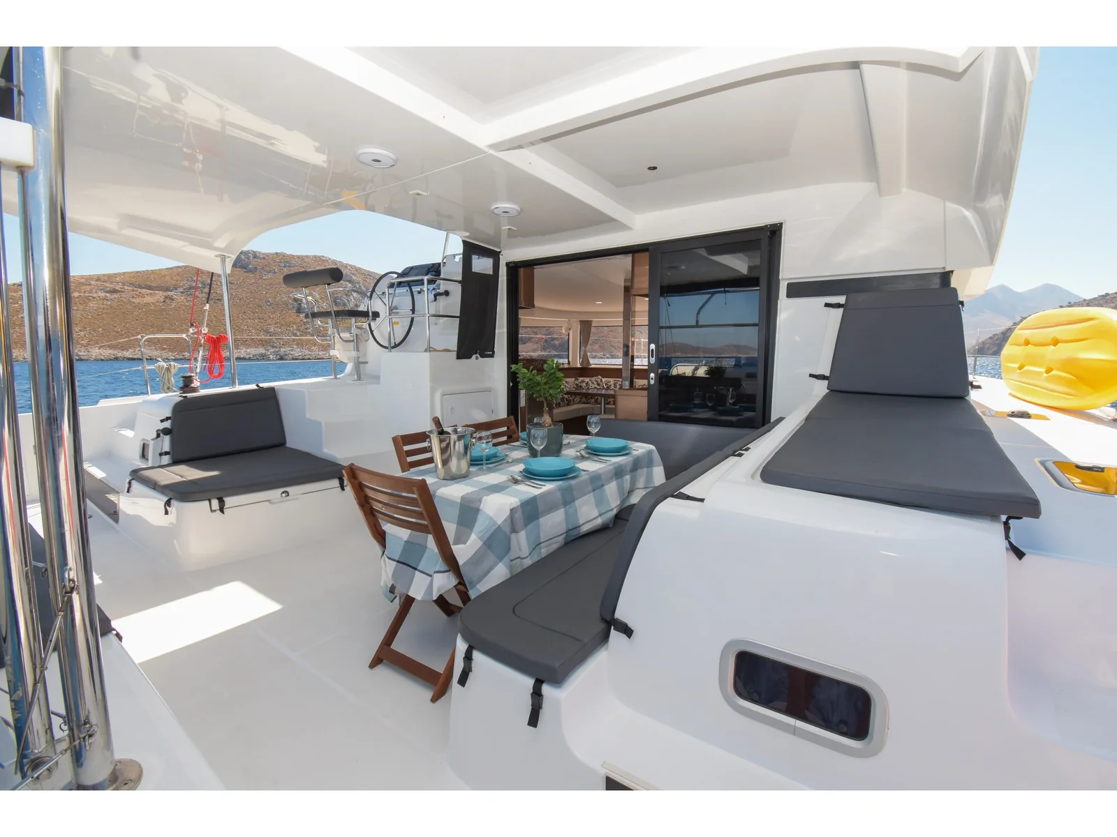 Yacht LAGOON 42 - Aenaos - Foto 1