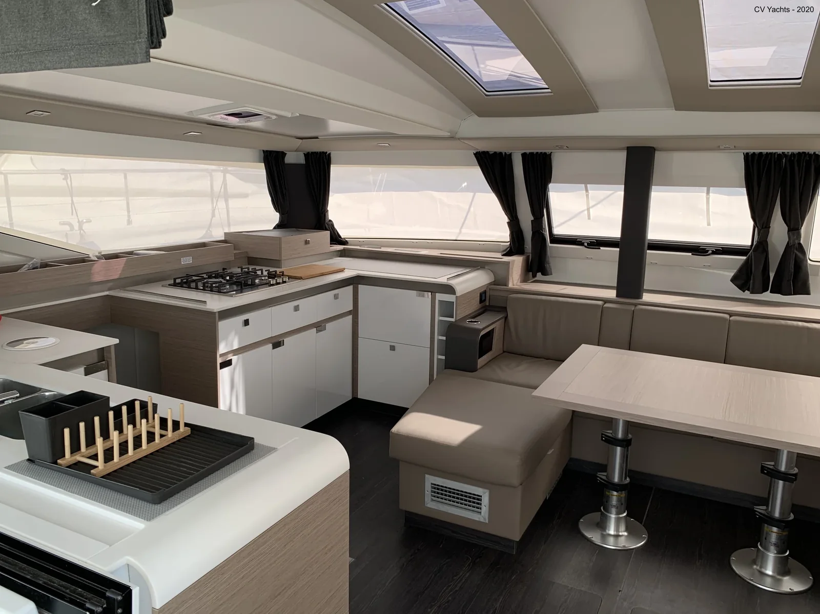 Yacht FOUNTAINE PAJOT Elba 45 - Lazuli - Foto 12