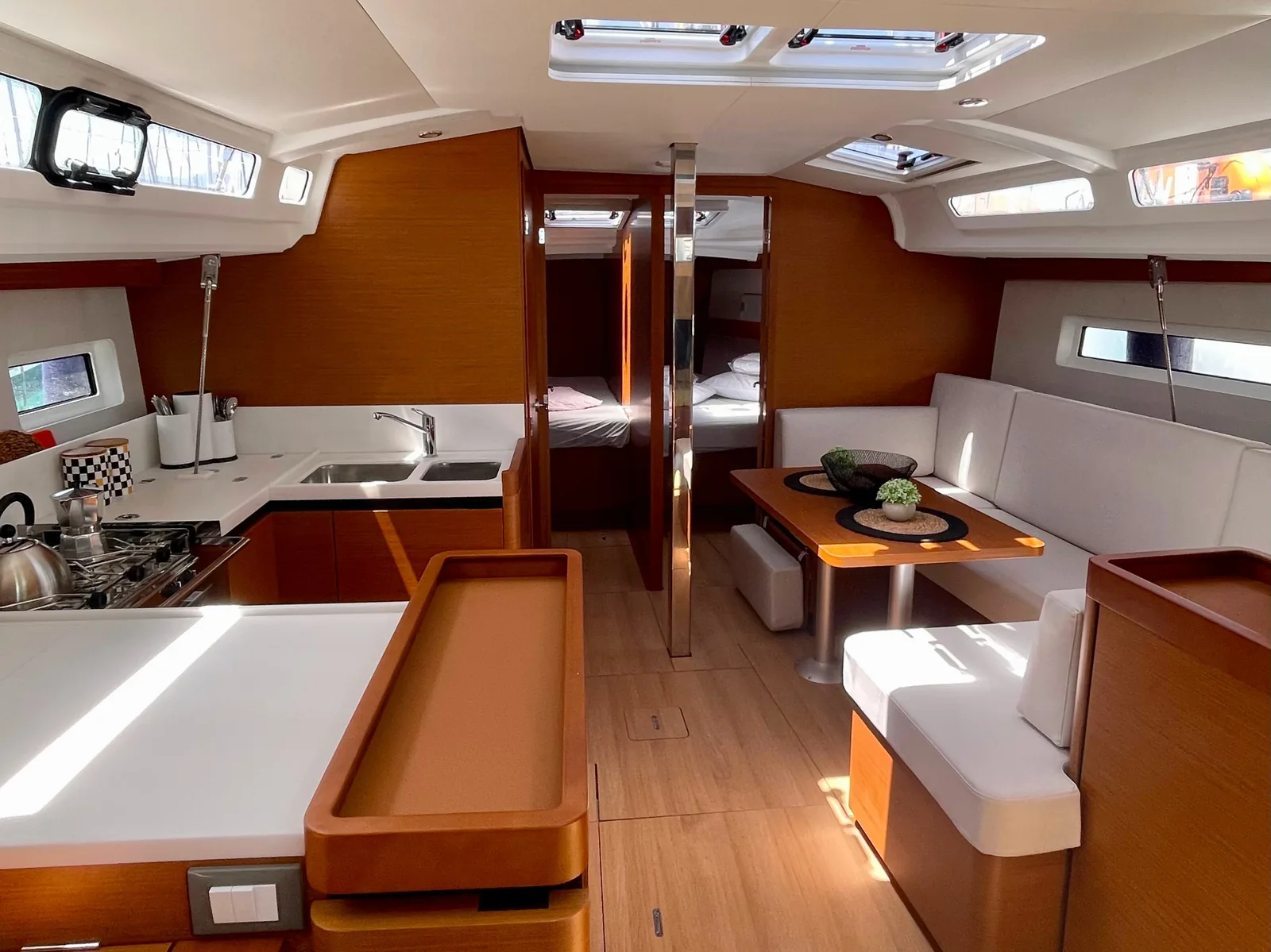 Yacht JEANNEAU Sun Odyssey 440 - Ecstasea