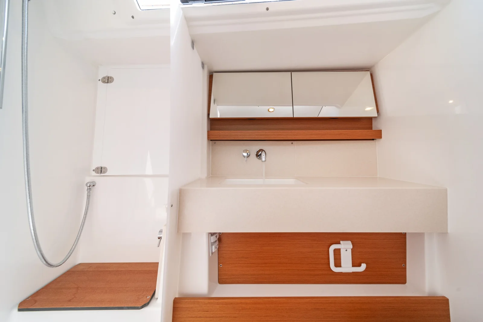 Yacht DUFOUR 470 - Imagine - Foto 1