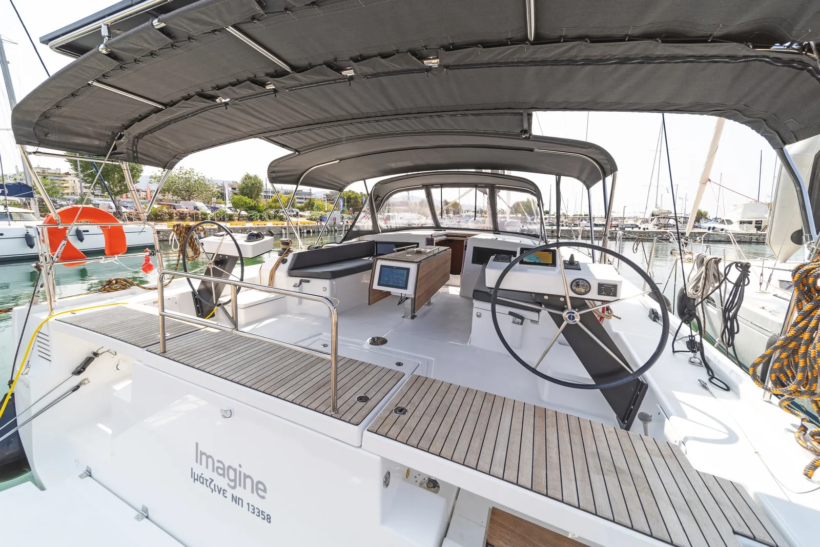 Yacht DUFOUR 470 - Imagine - Foto 1