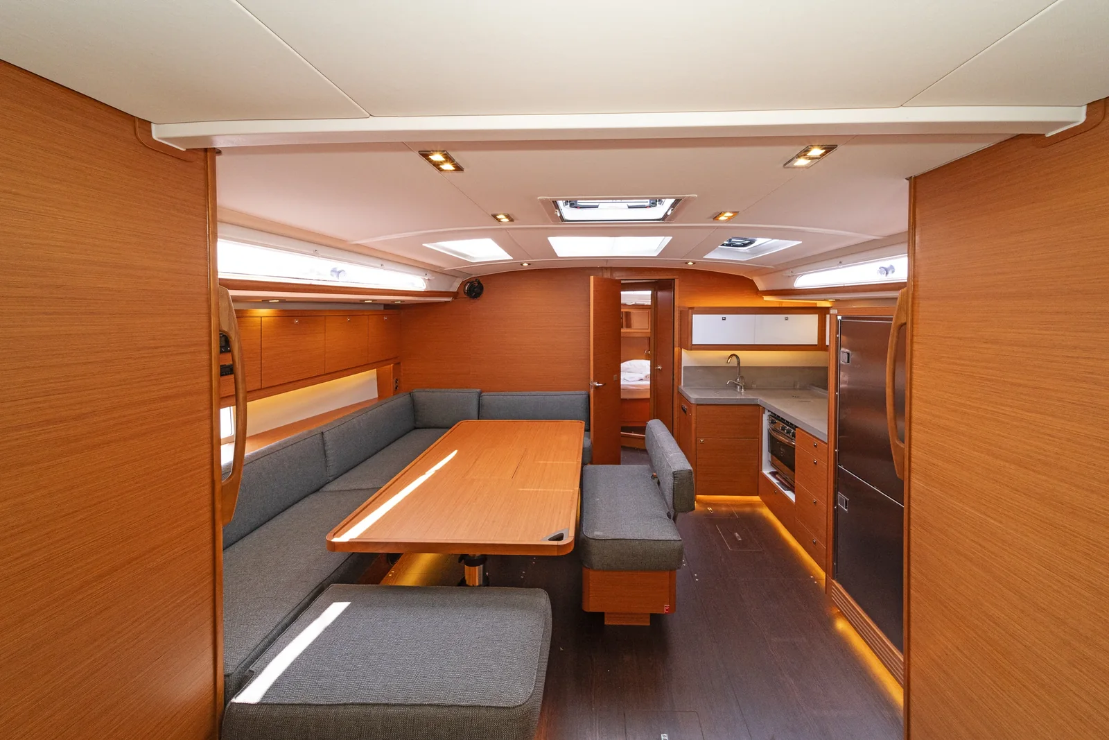Yacht DUFOUR 470 - Imagine - Foto 1