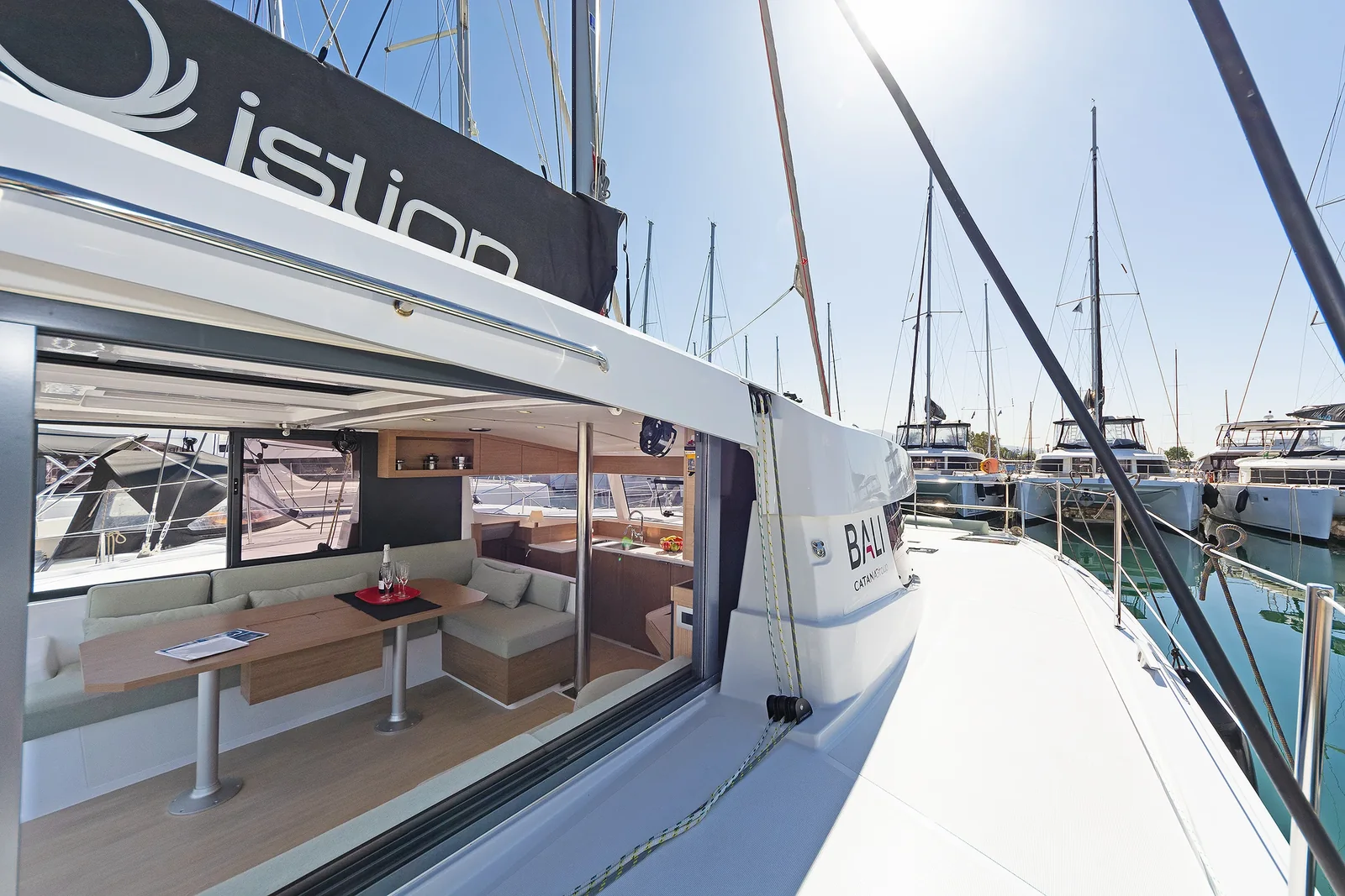 Yacht CATANA Bali Catsmart - One Love - Foto 1