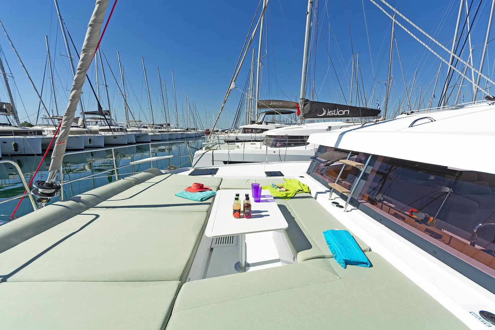 Yacht CATANA Bali Catsmart - One Love - Foto 1