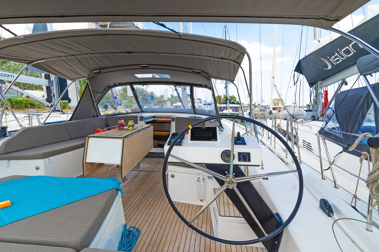 Yacht DUFOUR 530 Grand Large - Splash - Foto 1