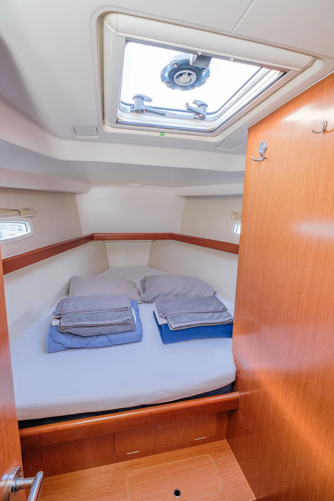 Yacht BENETEAU Oceanis 43 - Belamour - Foto 1
