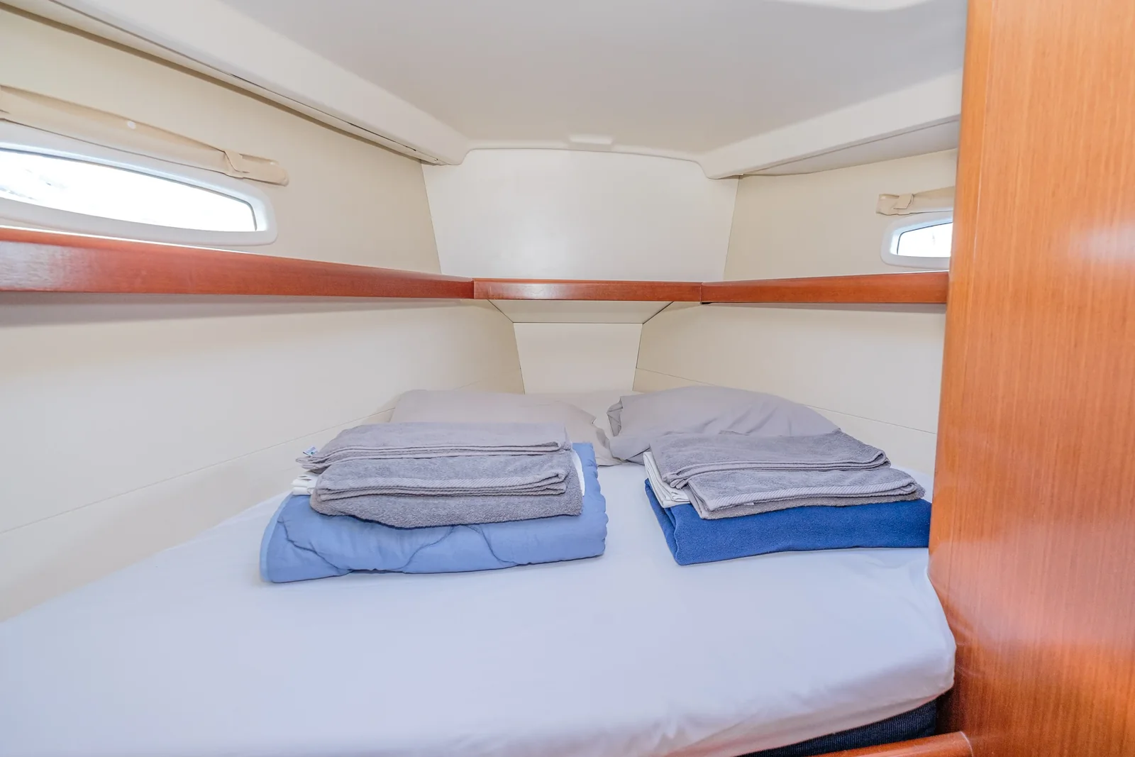 Yacht BENETEAU Oceanis 43 - Belamour - Foto 1