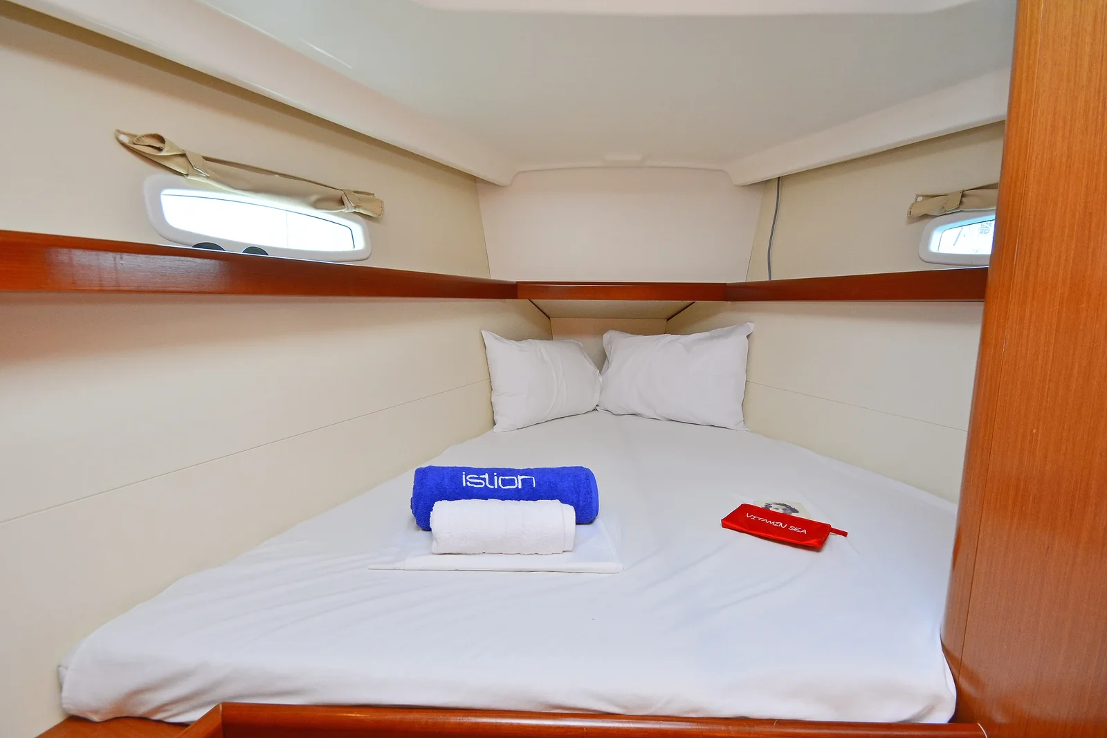 Yacht BENETEAU Oceanis 43 - Konstantinos - Foto 1