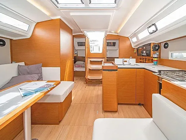 Yacht JEANNEAU Sun Odyssey 410 - Naias - Foto 1