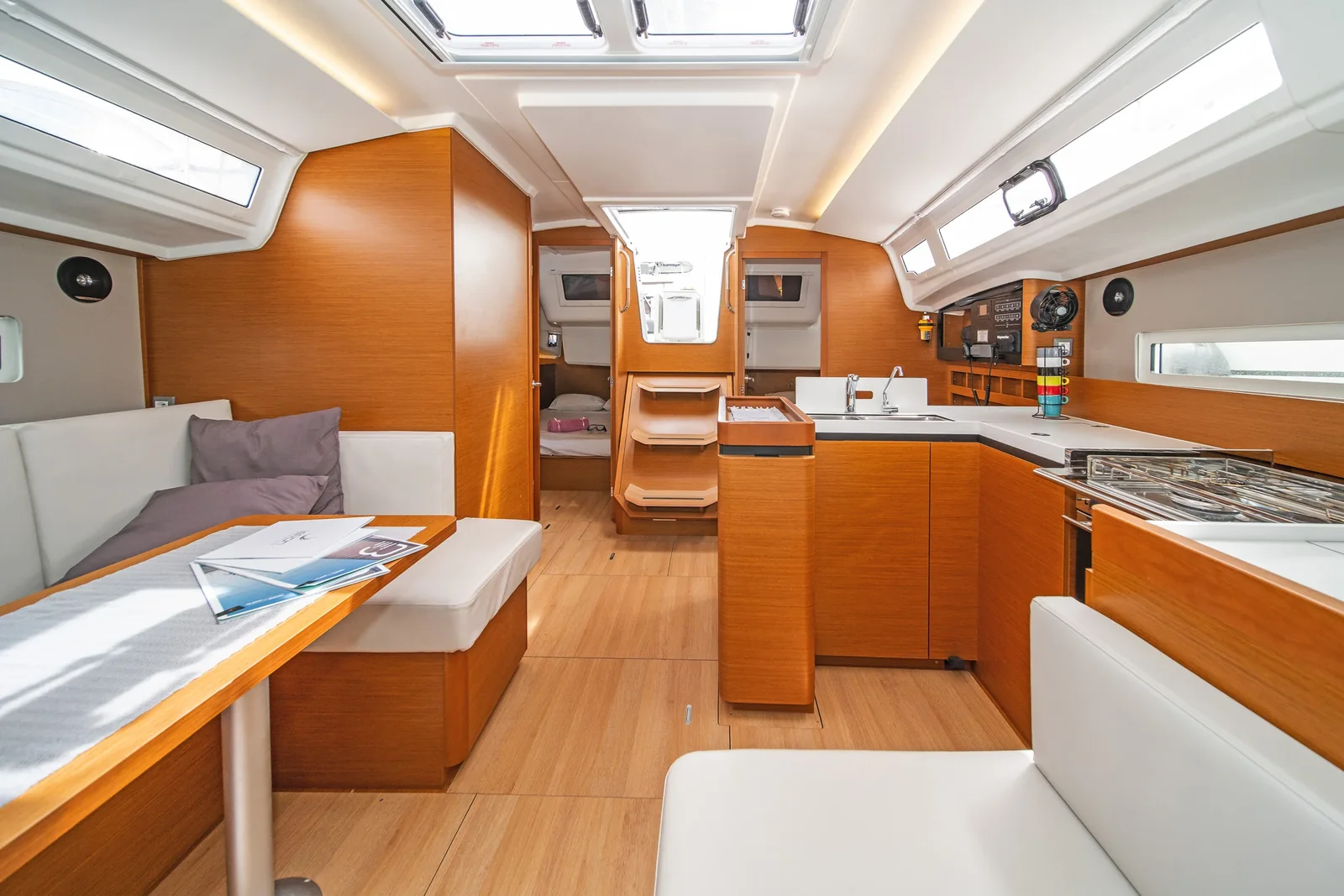 Yacht JEANNEAU Sun Odyssey 410 - Naias - Foto 1
