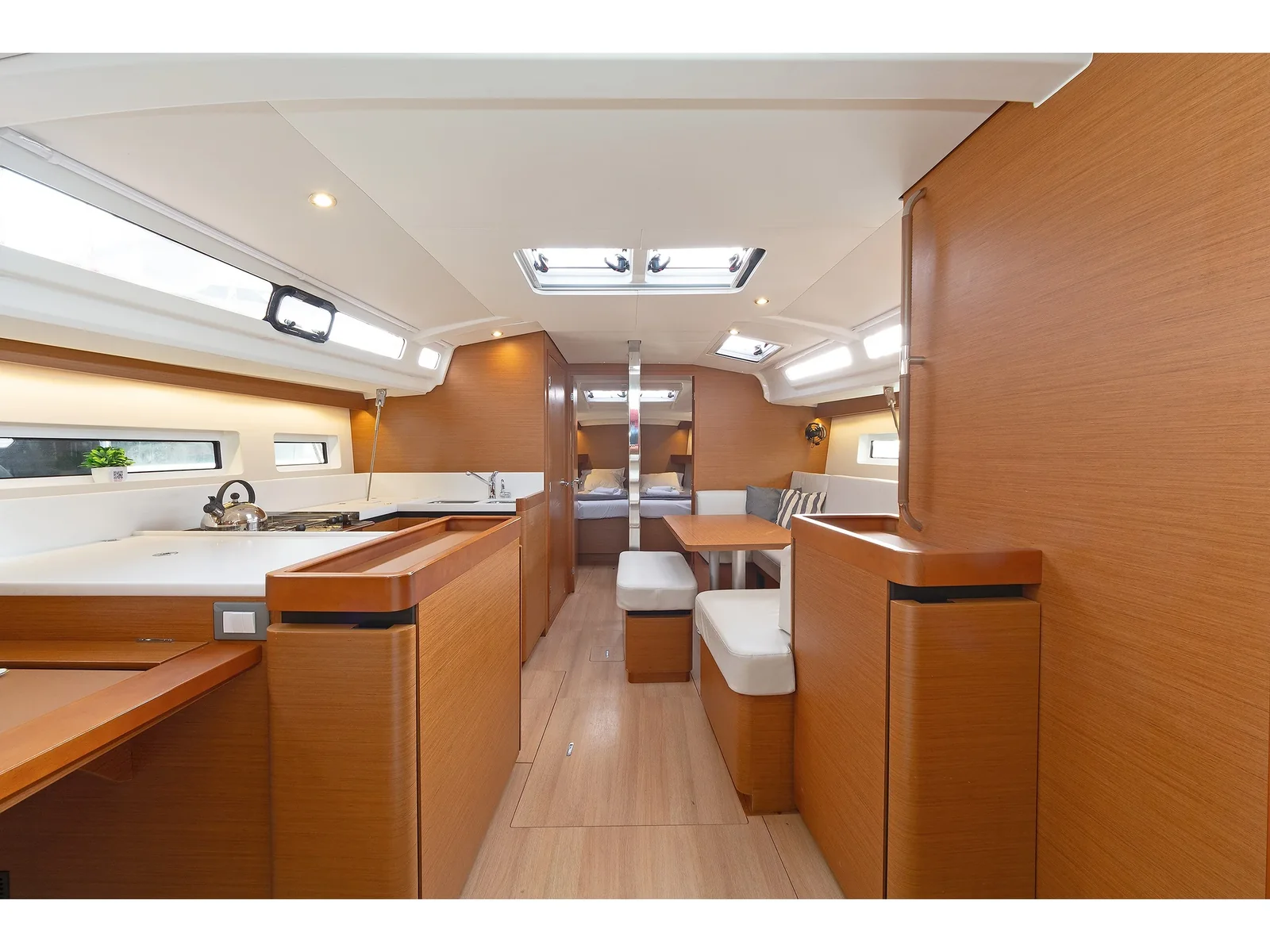 Yacht JEANNEAU Sun Odyssey 440 - Jolly Roger - Foto 1