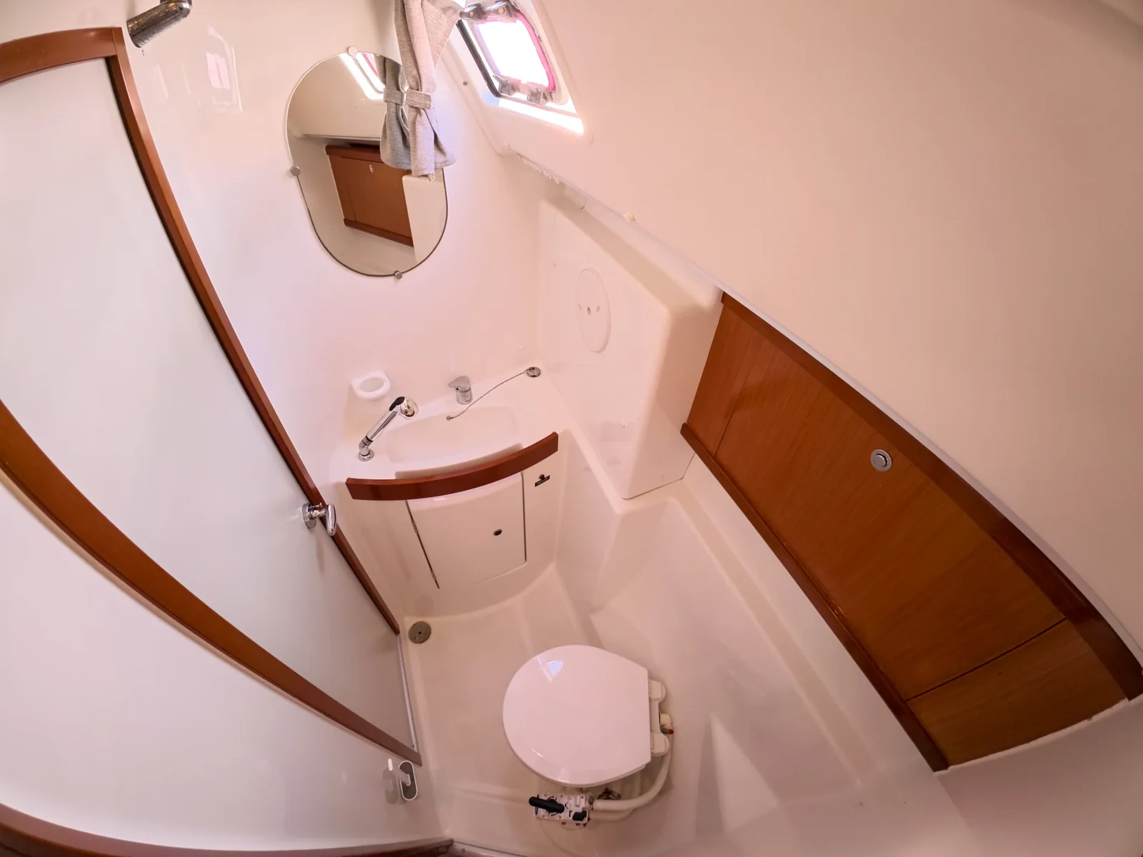 Yacht BENETEAU Oceanis 43 - Lilium - Foto 1