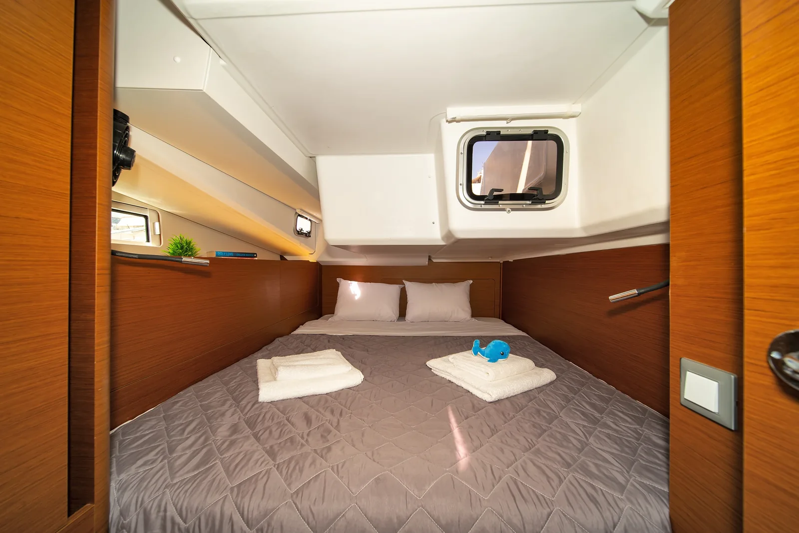 Yacht JEANNEAU Sun Odyssey 440 - Navillera - Foto 1