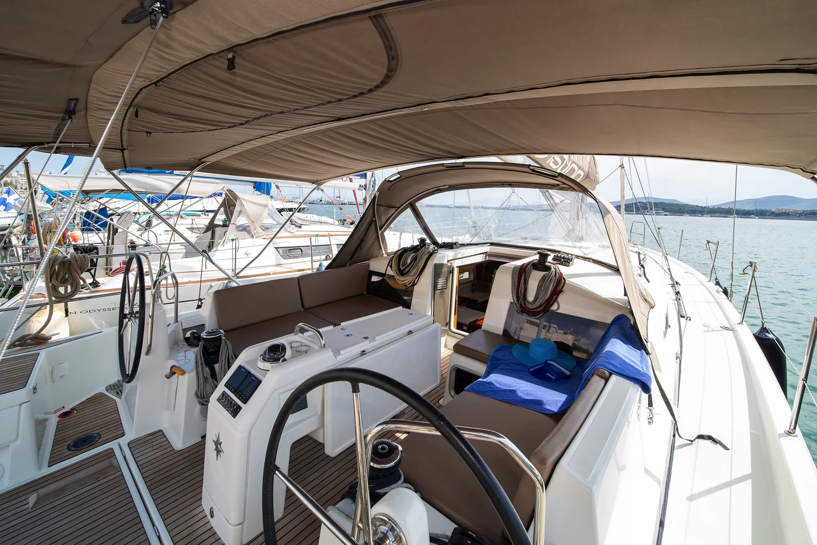 Yacht JEANNEAU Sun Odyssey 440 - Navillera - Foto 1