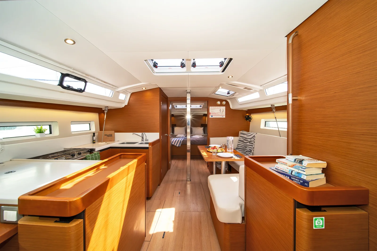 Yacht JEANNEAU Sun Odyssey 440 - Navillera - Foto 1