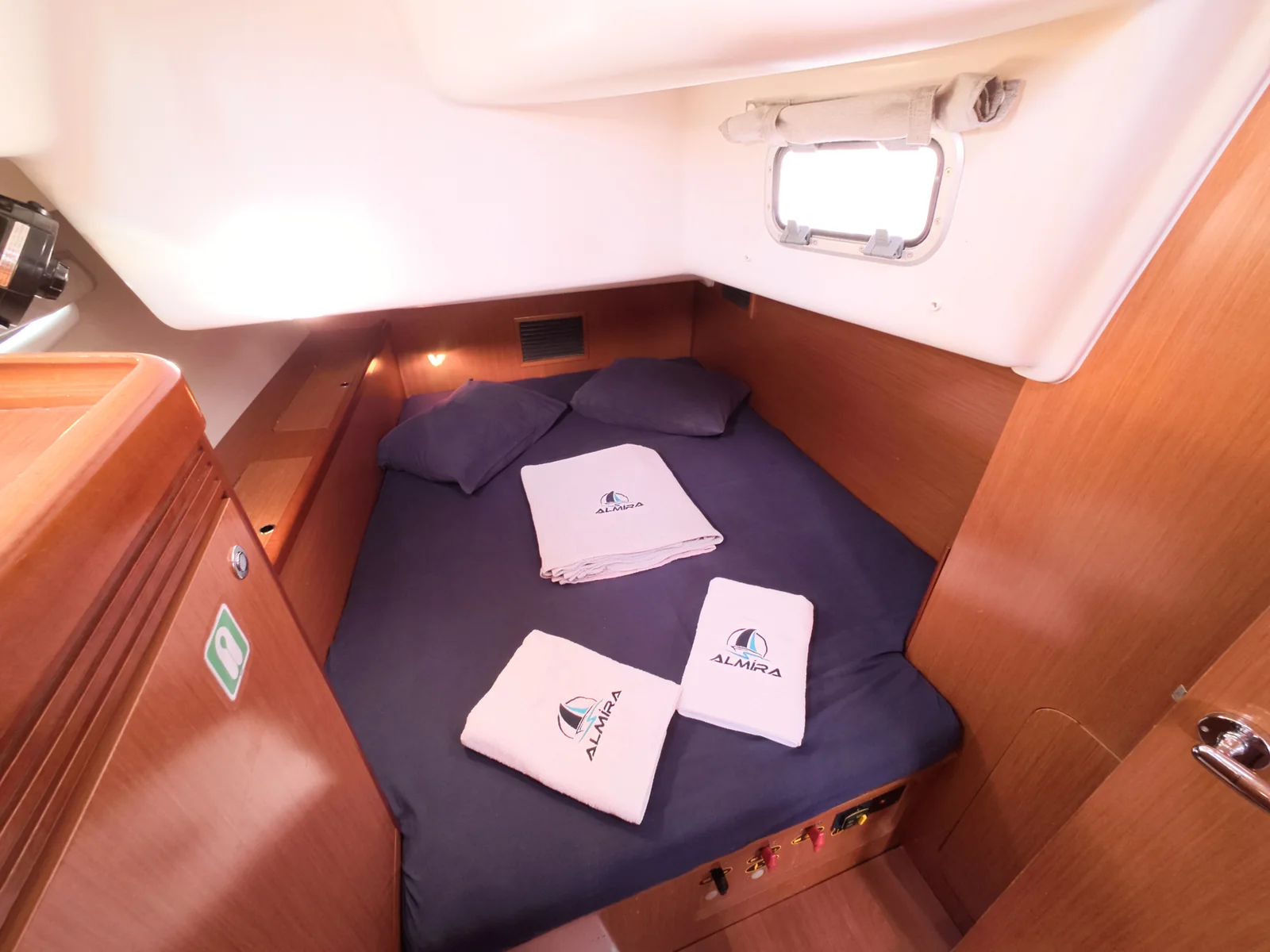 Yacht BENETEAU Oceanis 43 - Lilium - Foto 1