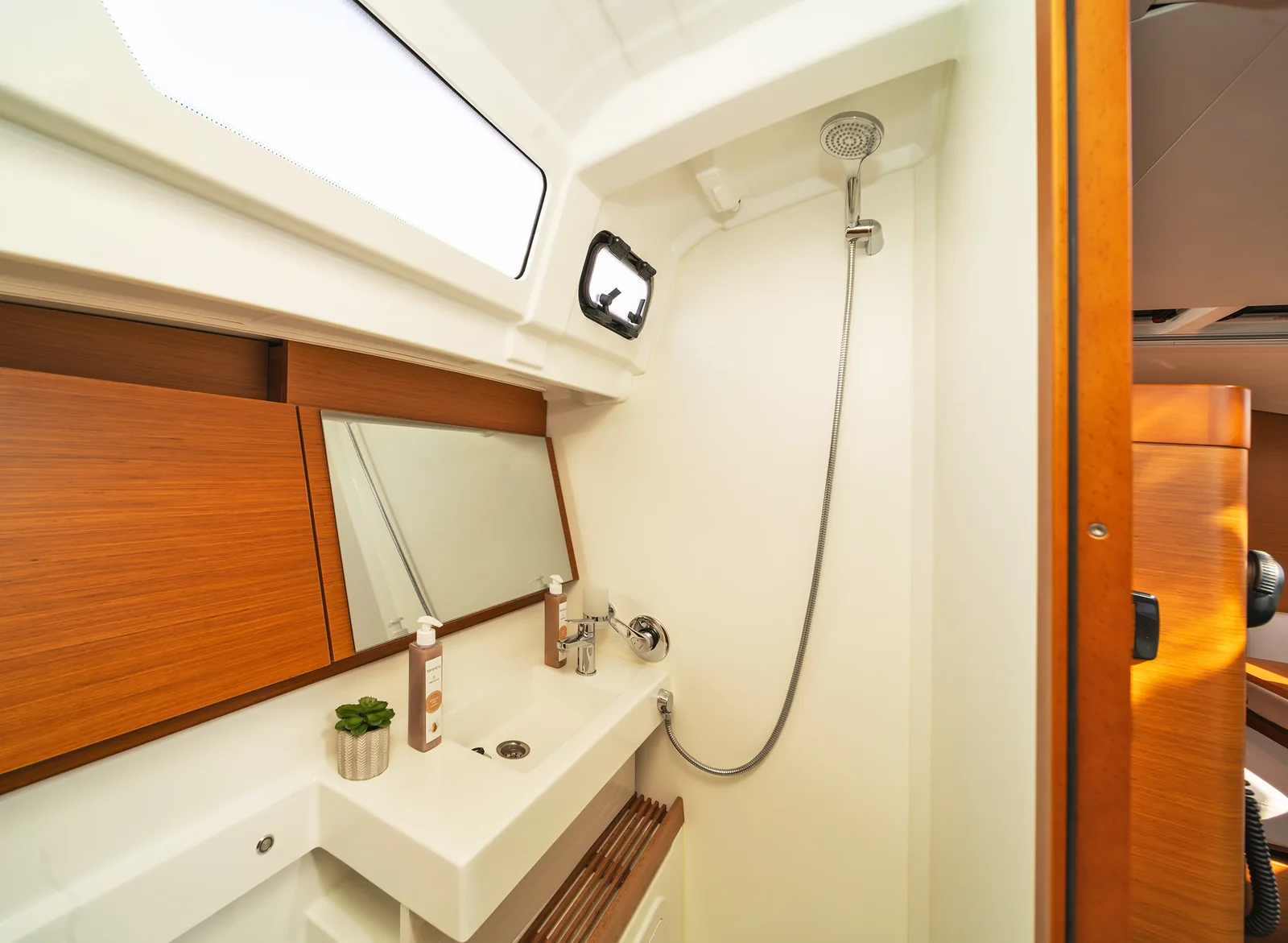 Yacht JEANNEAU Sun Odyssey 490 - Calico Jack - Foto 1