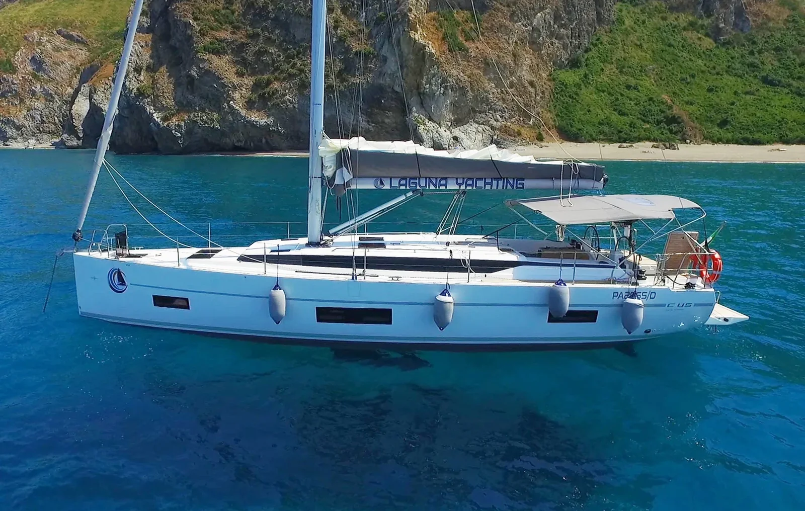 Yacht BAVARIA C45 - Red Horizon - Foto 1