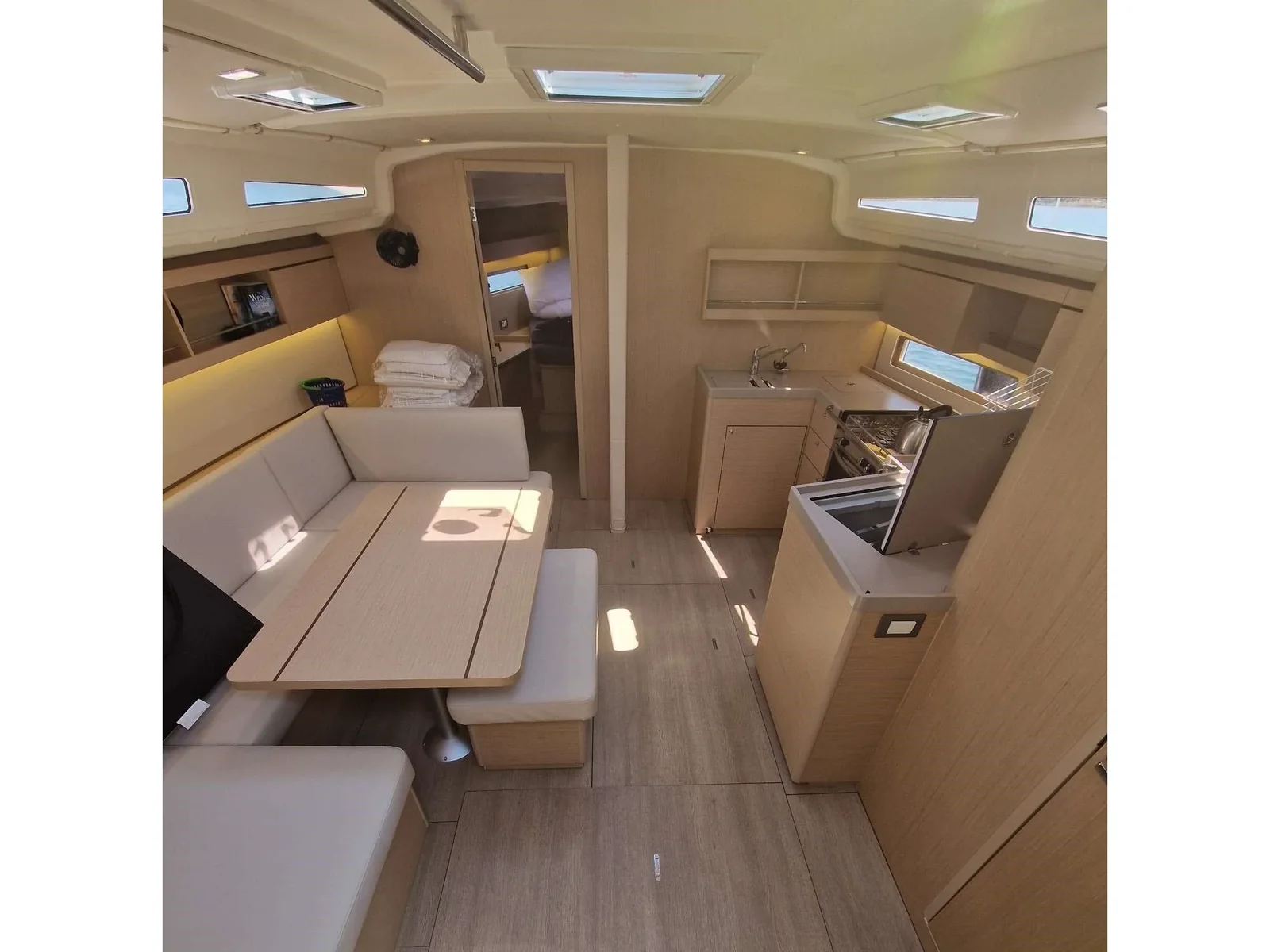 Yacht BENETEAU Oceanis 40.1 - Antigoni - Foto 1