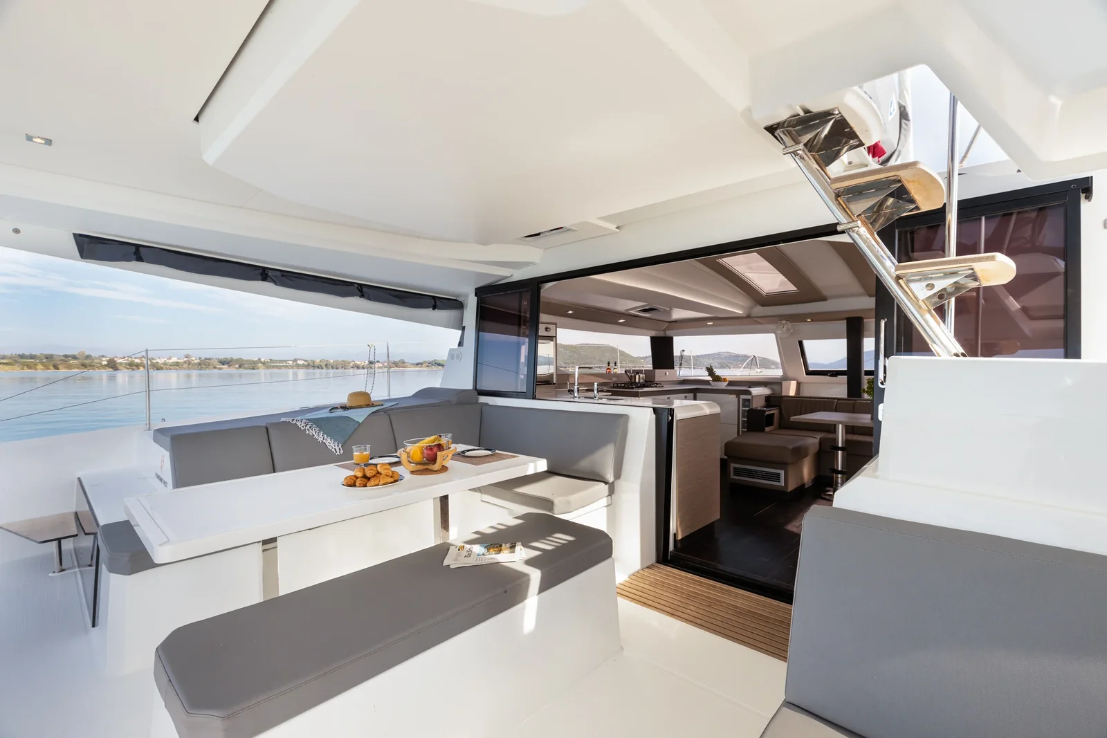 Yacht FOUNTAINE PAJOT Elba 45 - Vienna Pearl - Foto 1