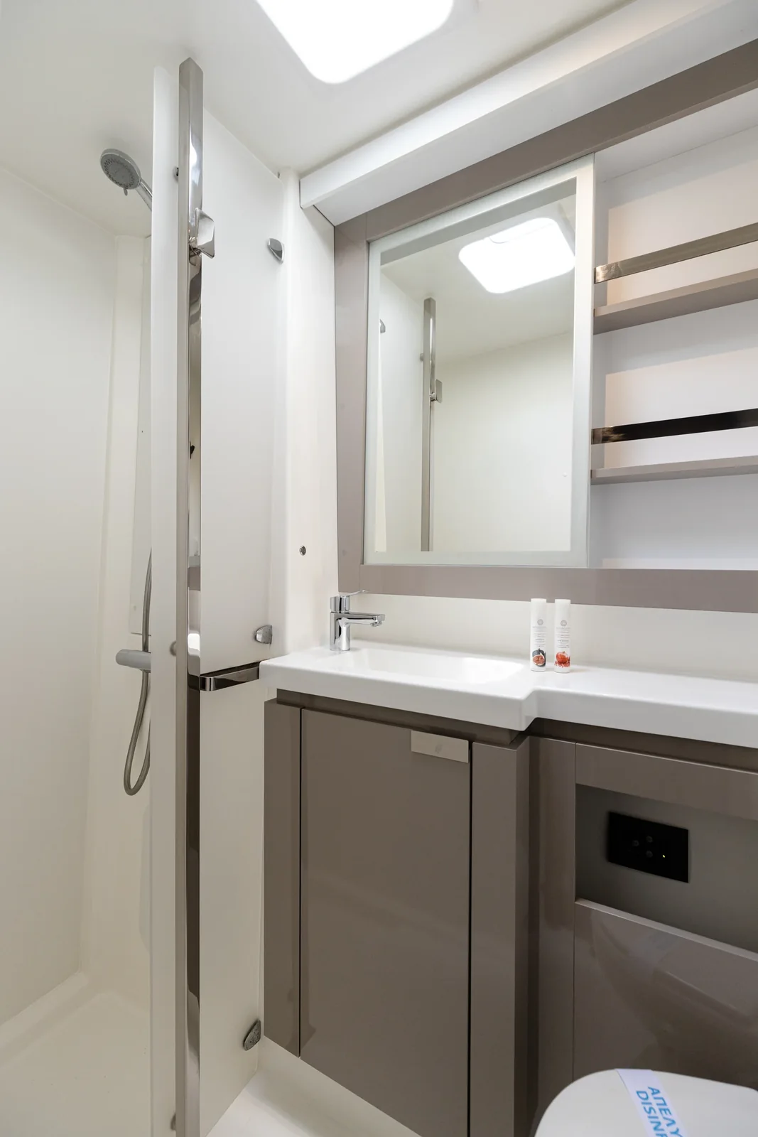 Yacht FOUNTAINE PAJOT Elba 45 - Vienna Pearl - Foto 1