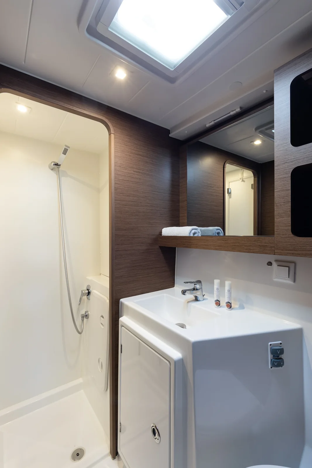 Yacht LAGOON 42 - Notorious - Foto 1