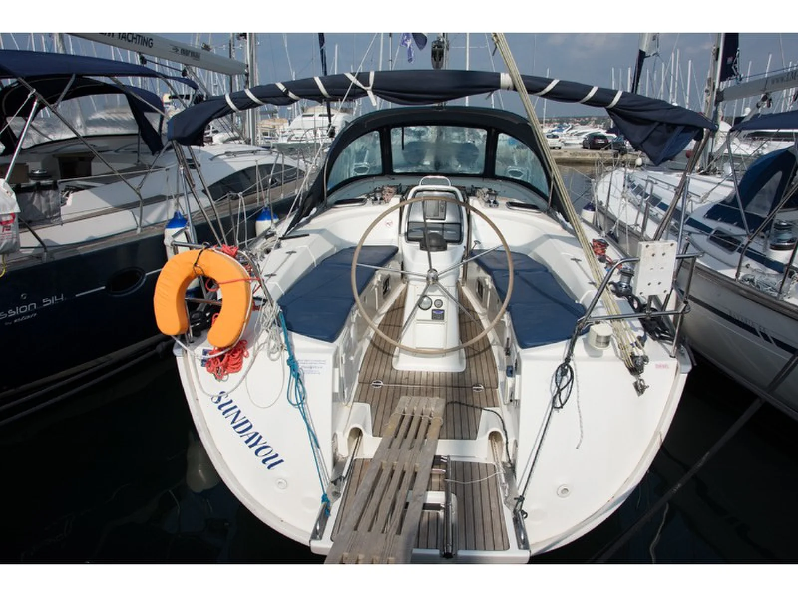 Yacht BAVARIA 38 Cruiser - Sundayou