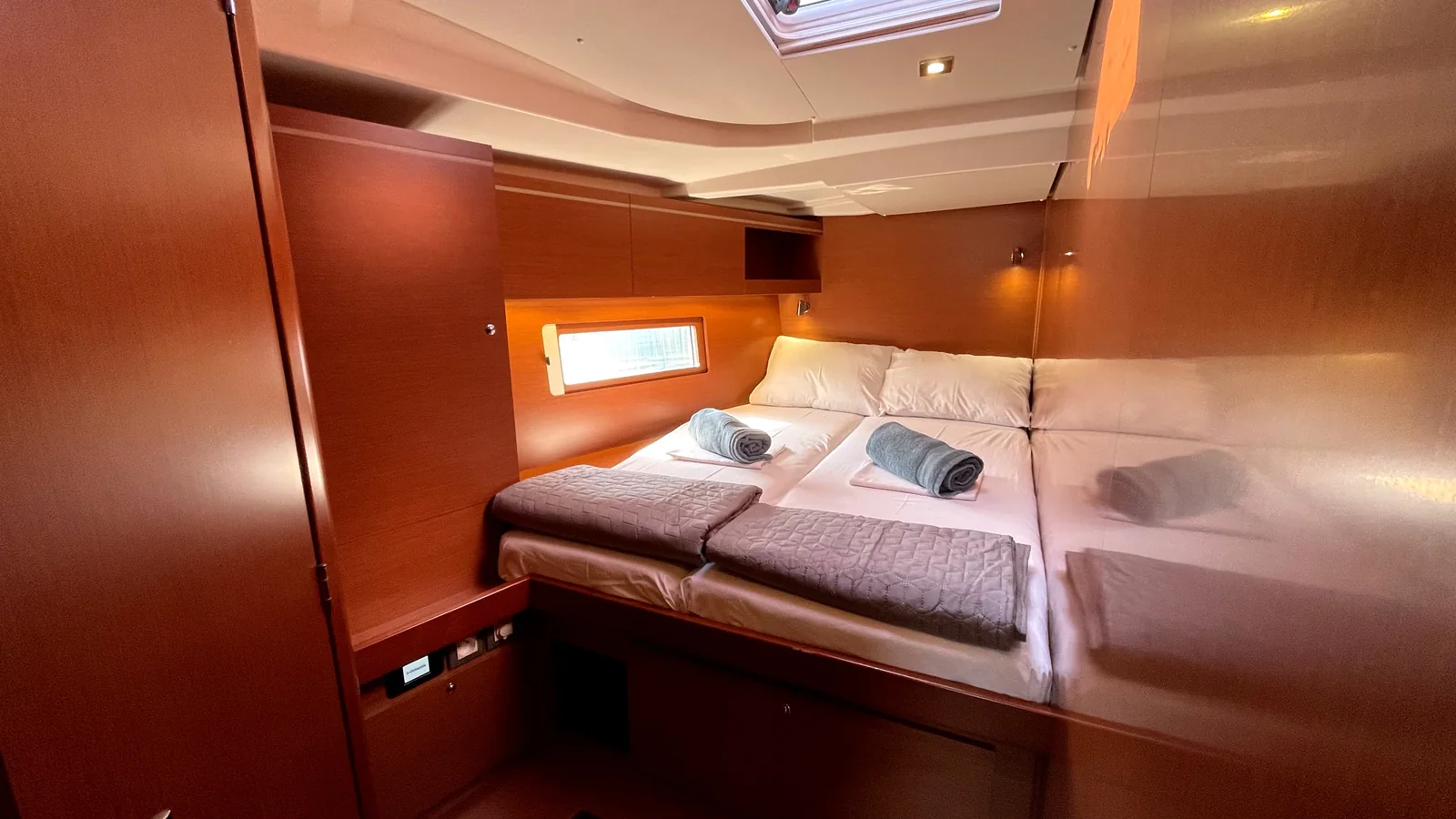 Yacht BENETEAU Oceanis 51.1 - Black Swan - Foto 11