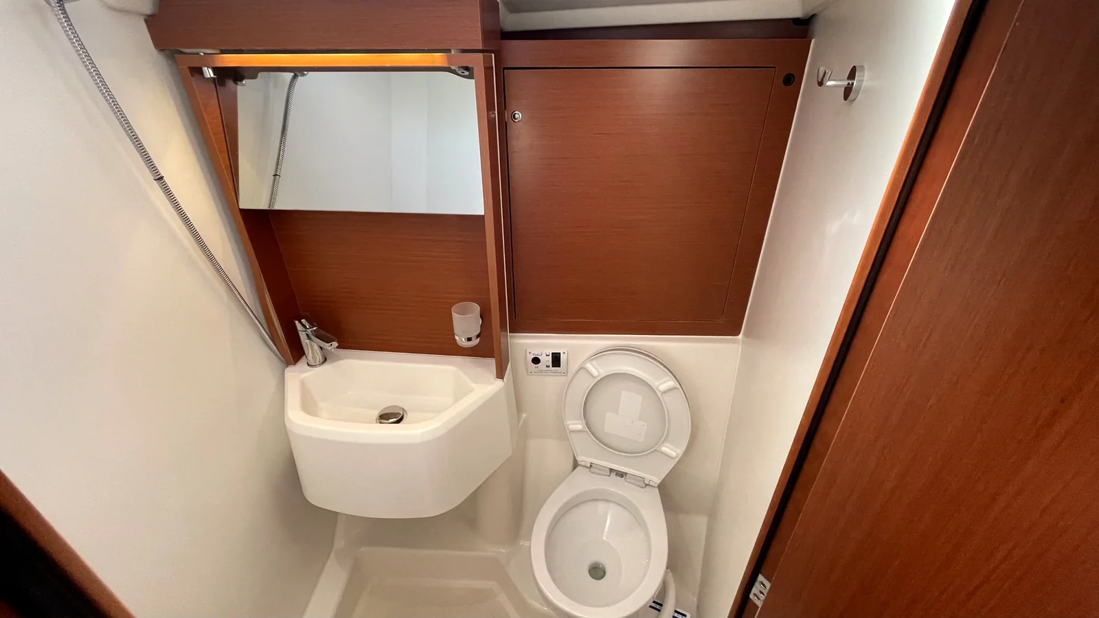 Yacht BENETEAU Oceanis 51.1 - Black Swan - Foto 12