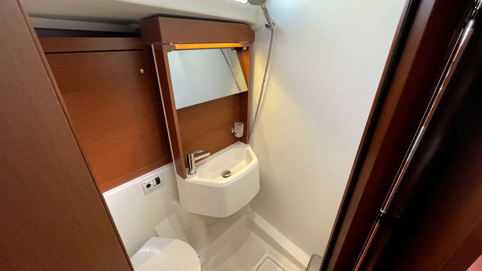 Yacht BENETEAU Oceanis 51.1 - Black Swan - Foto 14