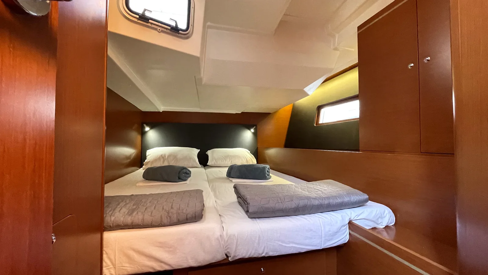 Yacht BENETEAU Oceanis 51.1 - Black Swan - Foto 18