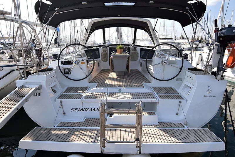 Yacht BENETEAU Oceanis 45 - Semiramis