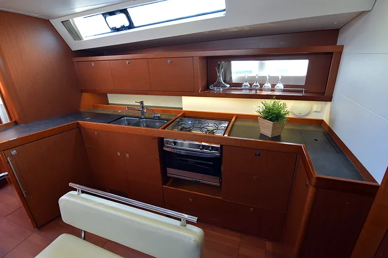 Yacht BENETEAU Oceanis 45 - Semiramis - Foto 4