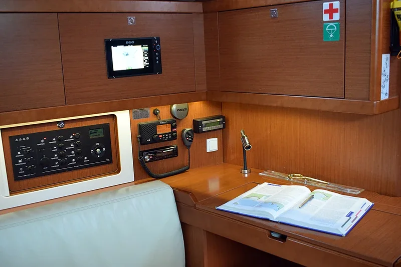 Yacht BENETEAU Oceanis 45 - Semiramis - Foto 5