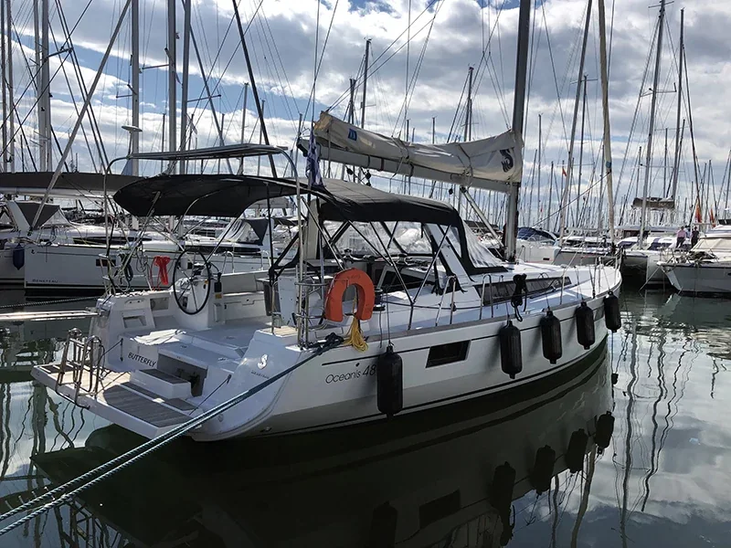 Yacht BENETEAU Oceanis 48 - Butterfly