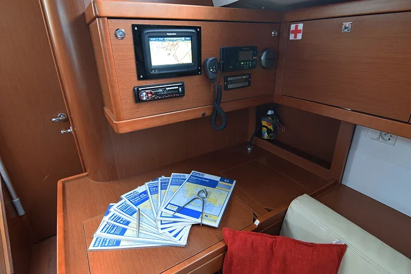 Yacht BENETEAU Oceanis 48 - Butterfly - Foto 9