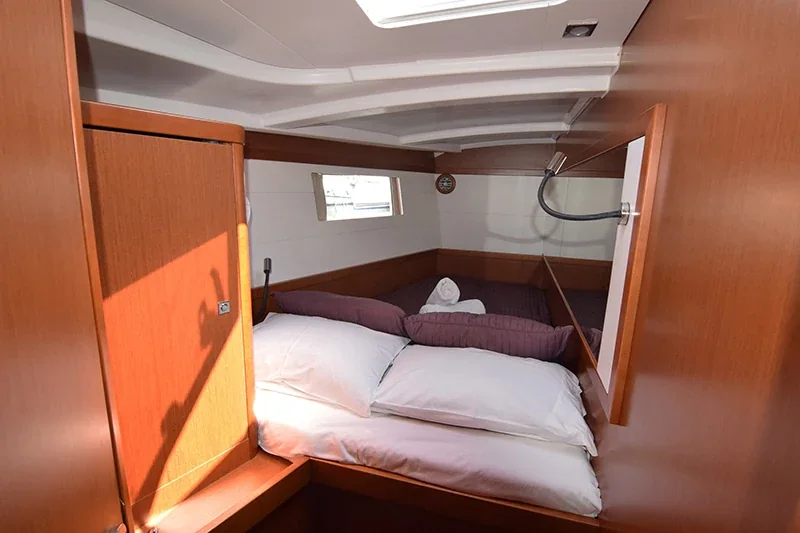 Yacht BENETEAU Oceanis 48 - Butterfly - Foto 13