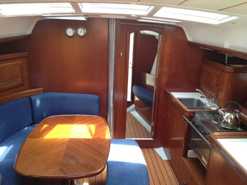 Yacht BENETEAU Oceanis 393 - Hinitsa - Foto 1