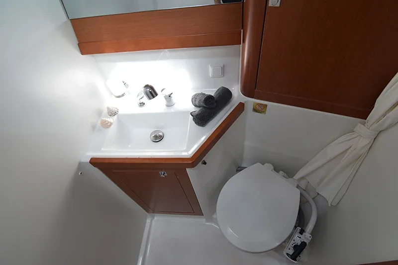 Yacht BENETEAU Oceanis 48 - Butterfly - Foto 18