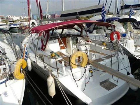 Yacht BENETEAU Oceanis 393 - Hinitsa - Foto 1