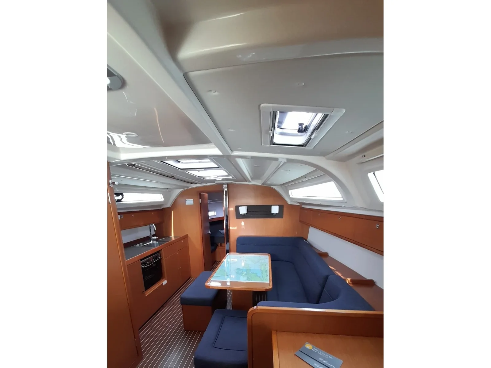 Yacht BAVARIA Cruiser 41 - Optasia - Foto 1
