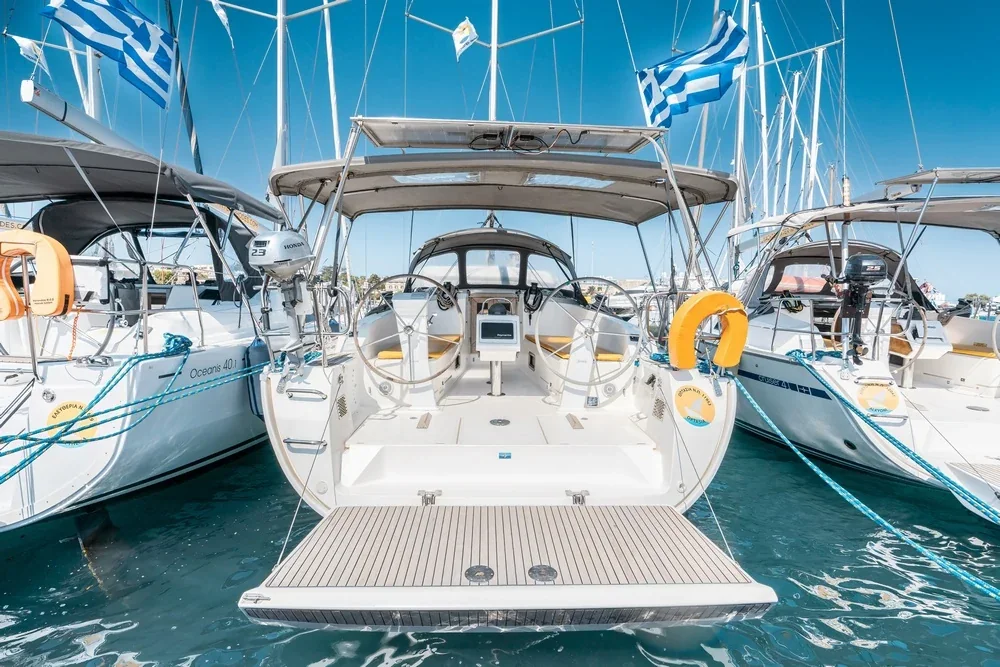 Yacht BAVARIA Cruiser 41 - Optasia - Foto 1
