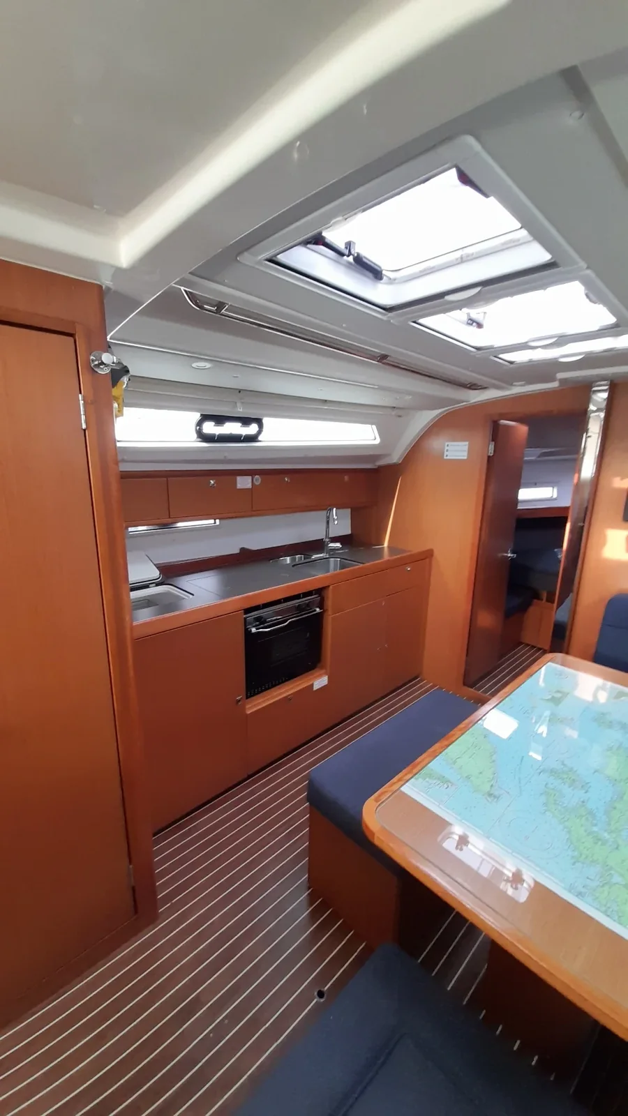 Yacht BAVARIA Cruiser 41 - Optasia - Foto 1