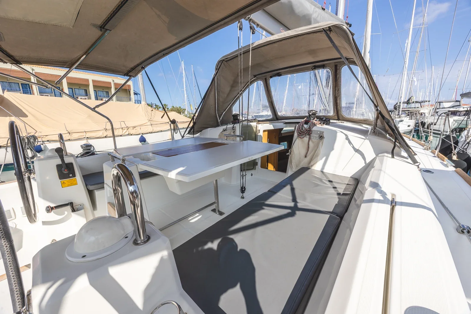 Yacht BENETEAU Oceanis 38.1 - Elisa - Foto 1